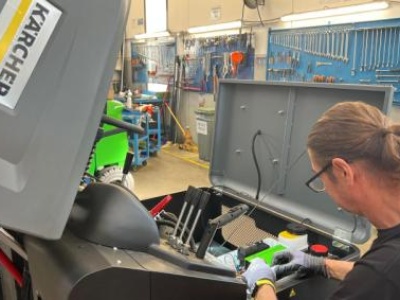 Manutenzione lavapavimenti, idropulitrici e spazzatrici professionali: tutto quello che devi sapere